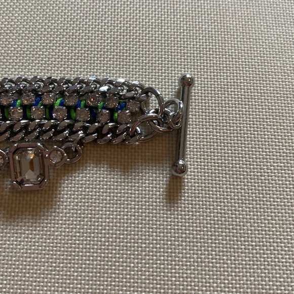 Women’s Ann Taylor bracelet with bar & loop close silvertone diamond color - Picture 5 of 9